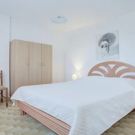 Le Cosmos C By Interhome
